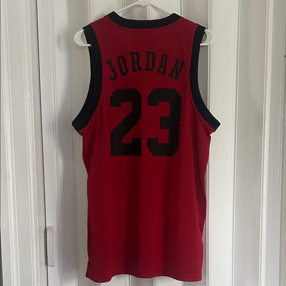 Nike/Jordan Brand Red Mesh Tank Top Jersey (AR0026-687), Size Large - Like new - Picture 2 of 6